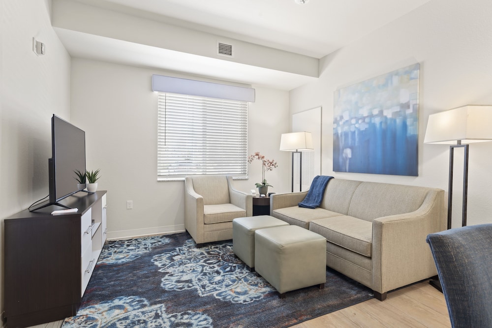 WaterWalk Extended Stay by Wyndham Kansas City - Overland Pk 29/61
