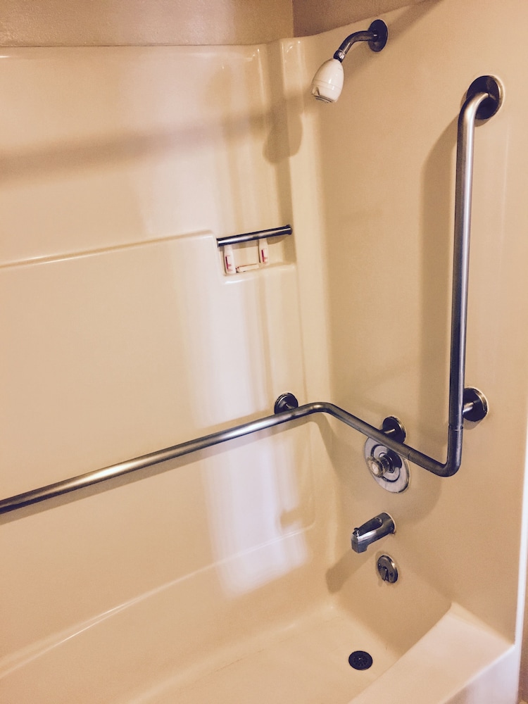 Travelodge by Wyndham Reno Downtown 3/37