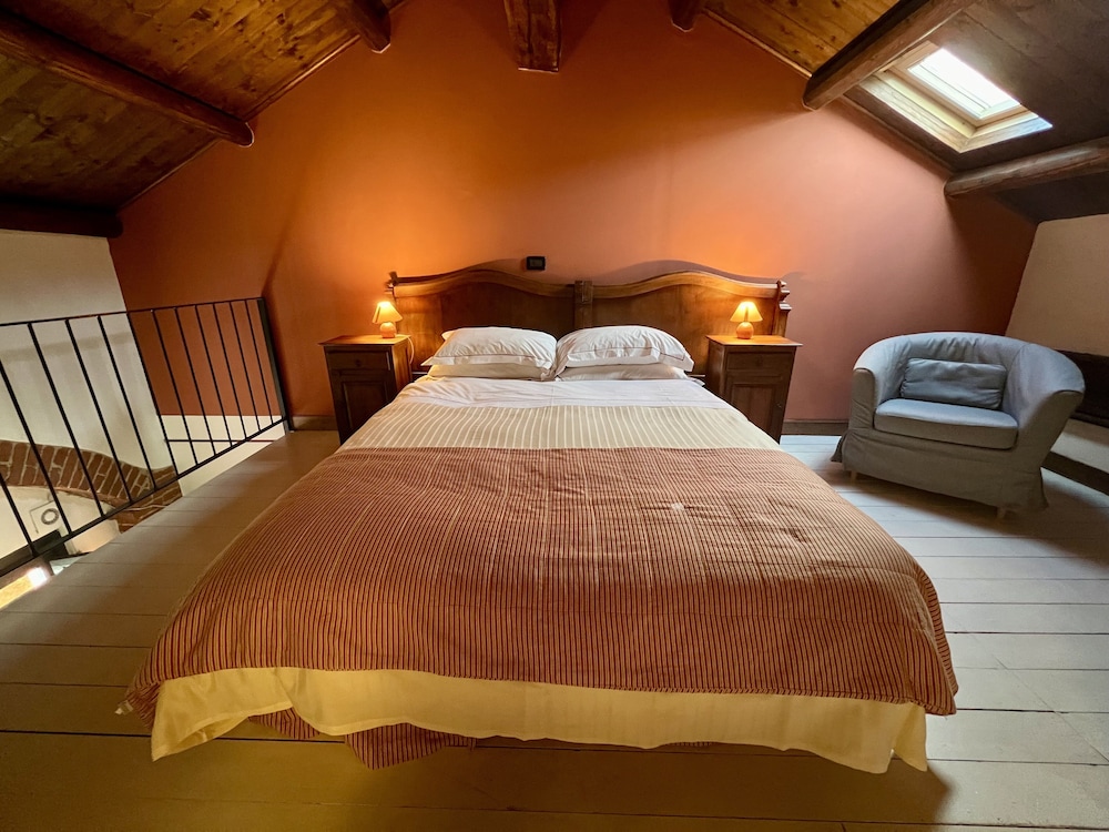 Le Serre Suites and Apartments 10/34