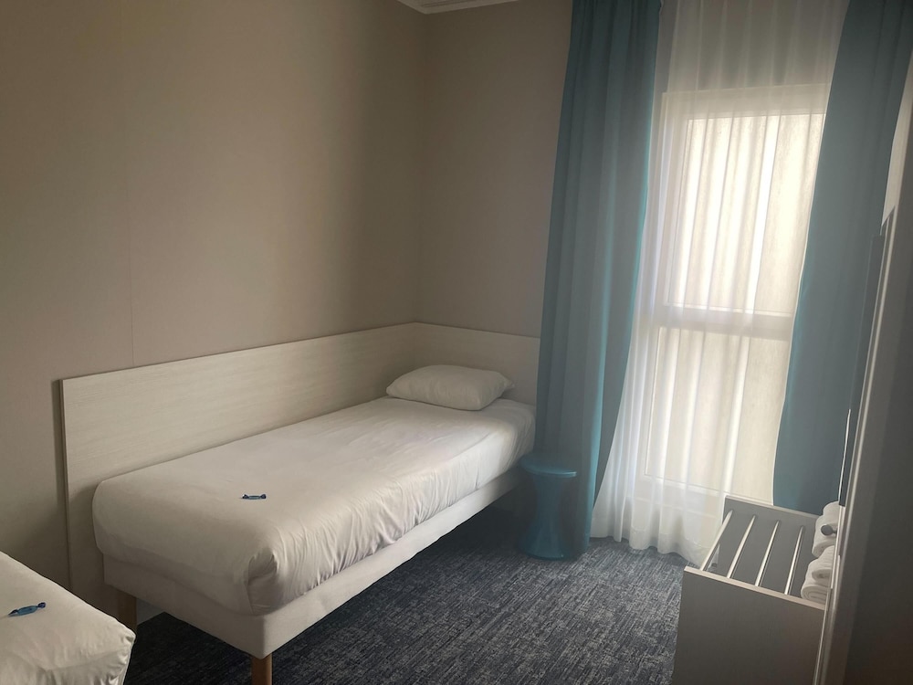 IBIS STYLES NIVELLES 24/73