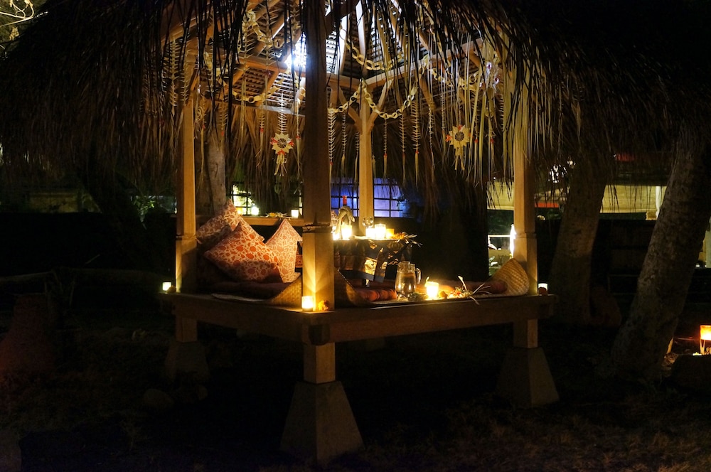 Cili Emas Oceanside Resort 45/50
