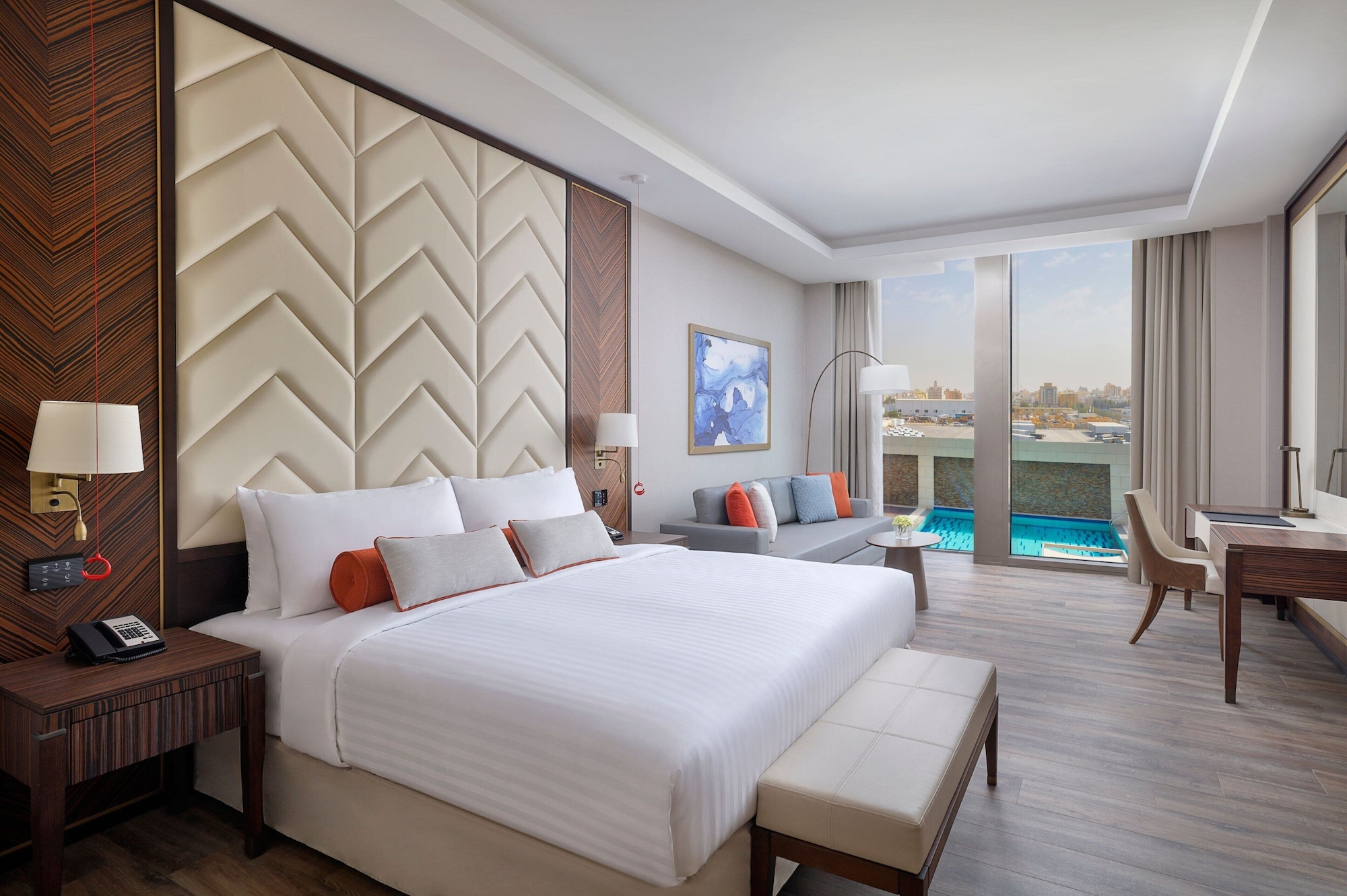 Deluxe, King Bed, City View