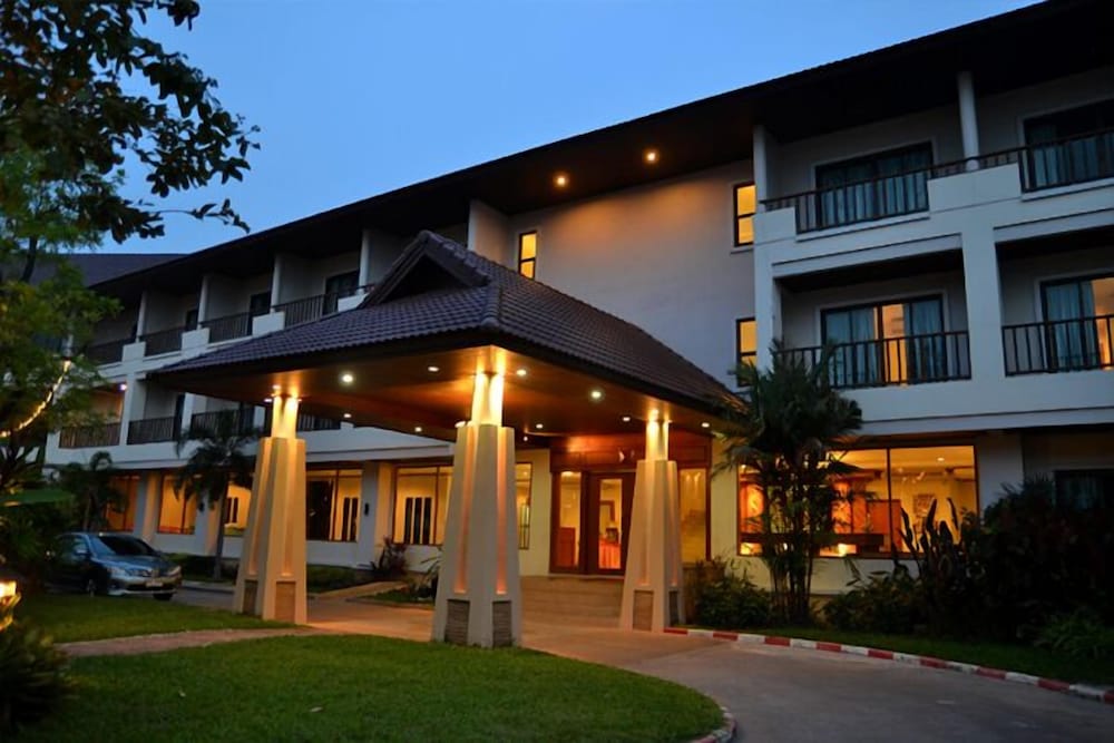 President Hotel Udonthani 4/55