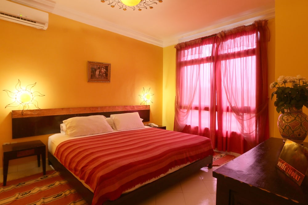 Hotel Tafoukt 8/71