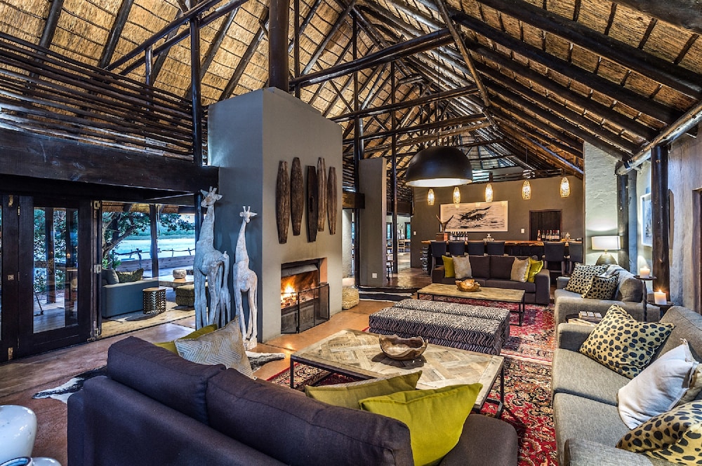 Kariega Game Reserve Main Lodge 31/50