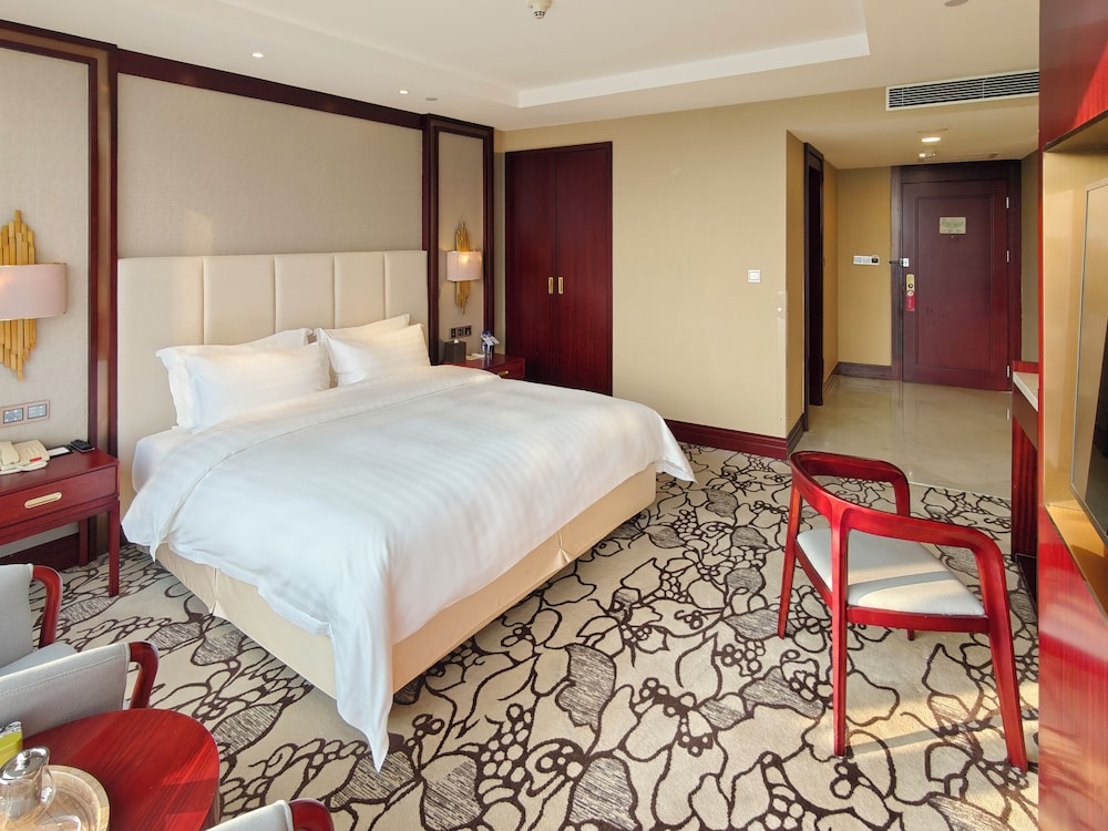 Deluxe, King Bed, River View, Canton Tower