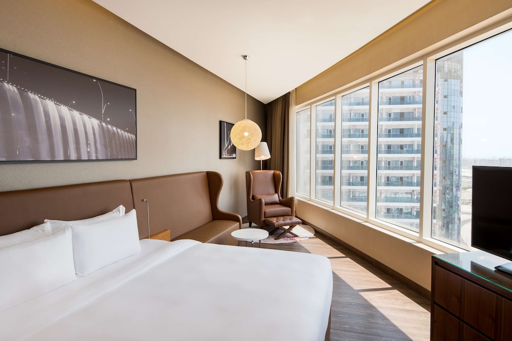 Radisson Blu Dubai Canal View 23/75