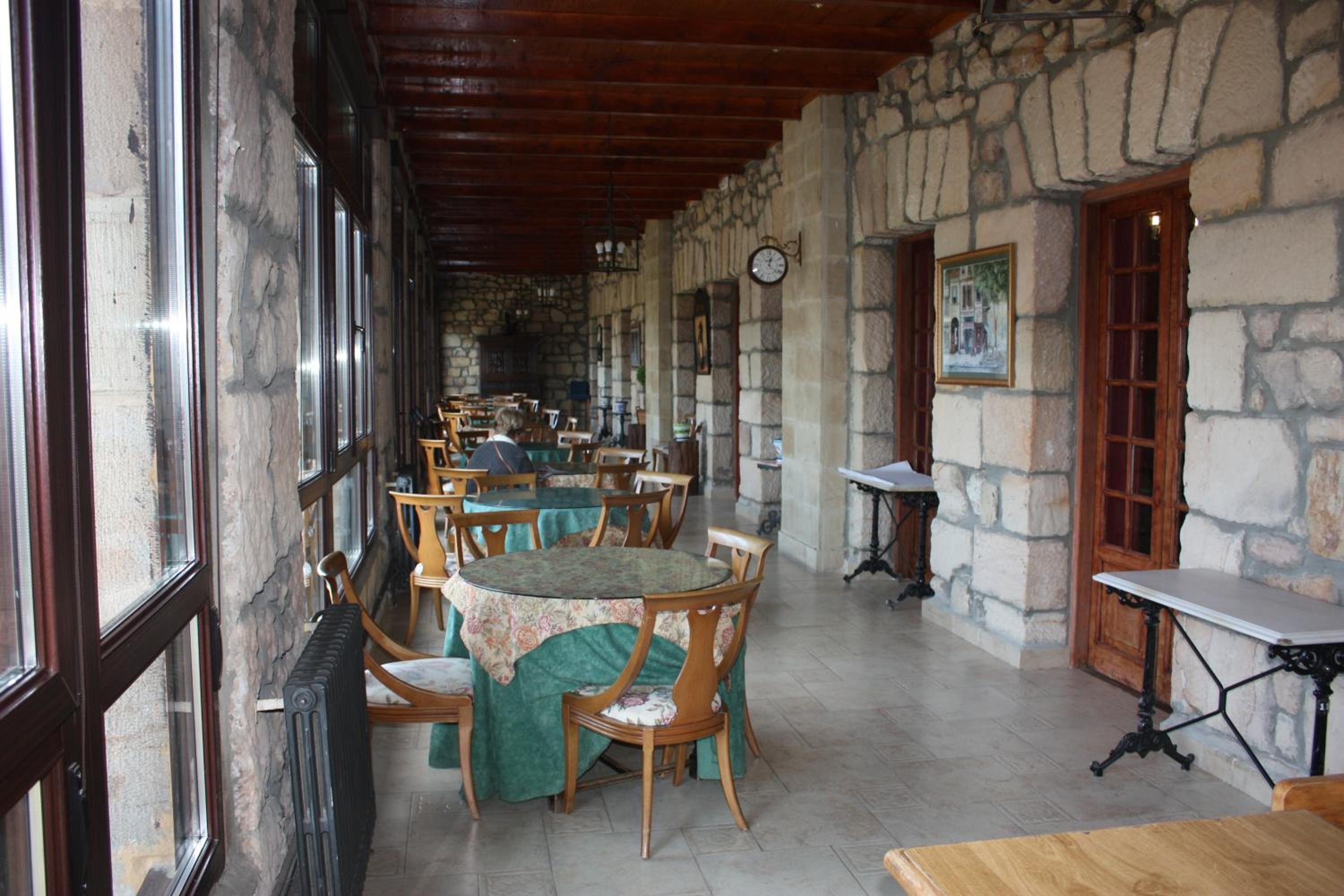 HOTEL BALNEARIO DE CORCONTE 40/58