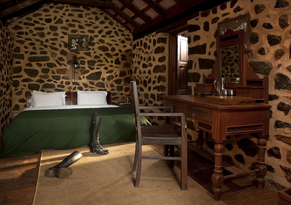 Elephant Valley Eco Farm Hotel 30/54