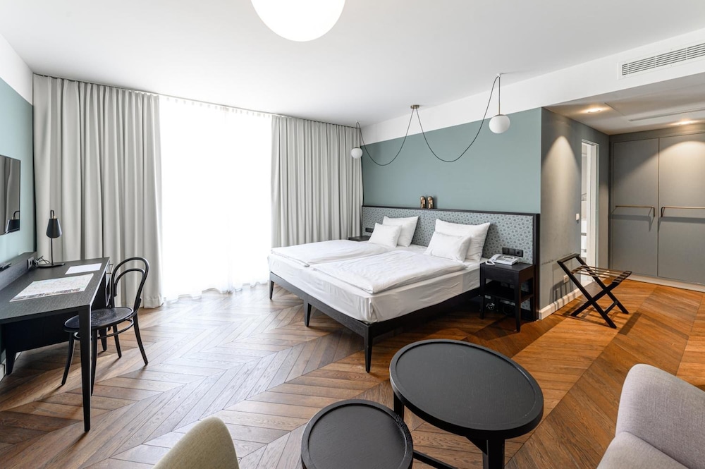 Hotel Caroline 22/60