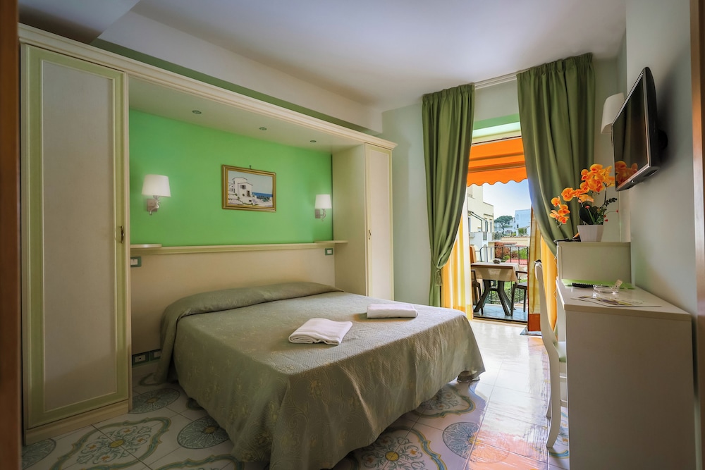 Hotel Rivamare 12/54