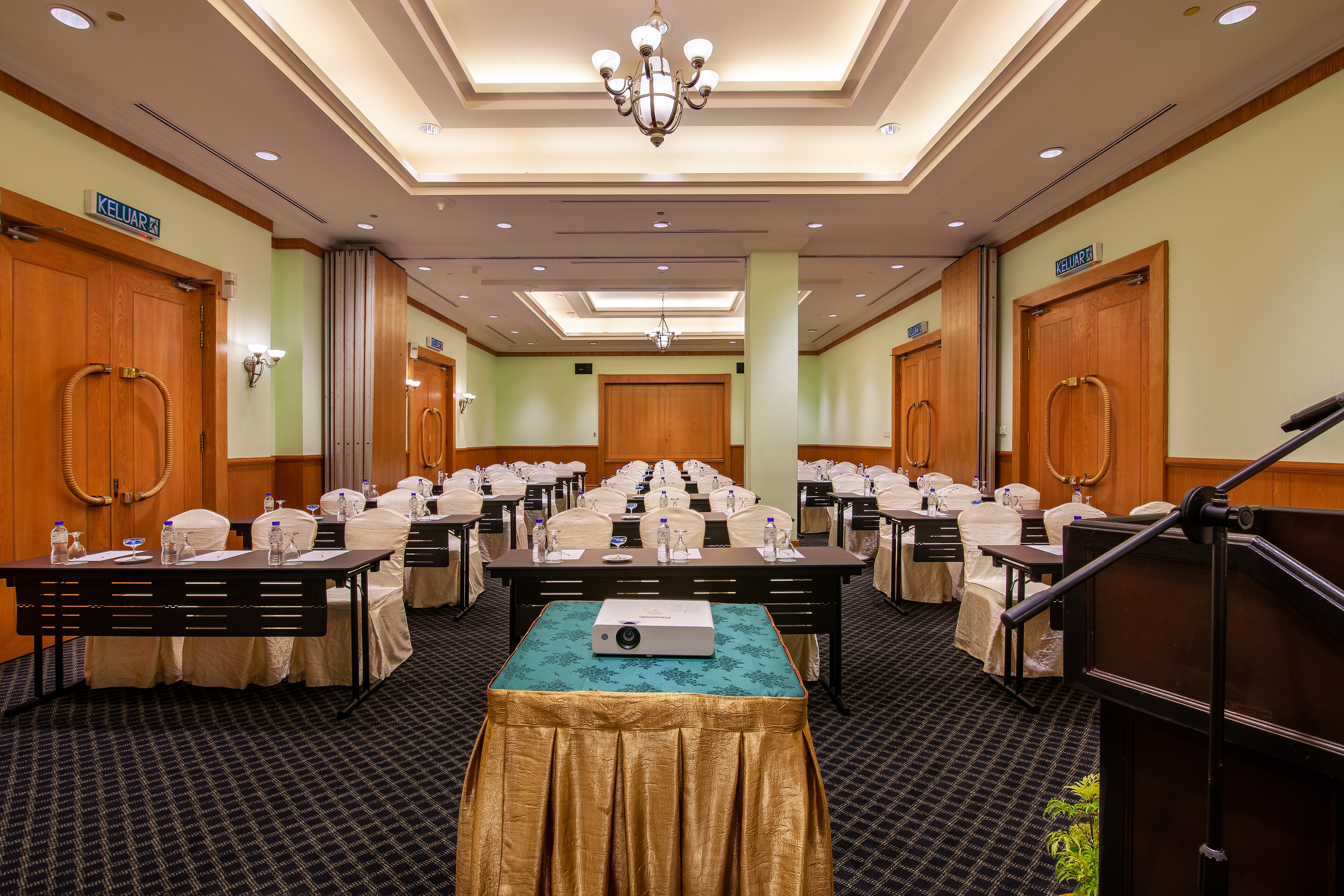 Bayview Hotel Georgetown 47/54