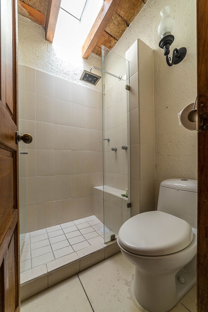Meson de La Merced Hotel And Suites 38/38