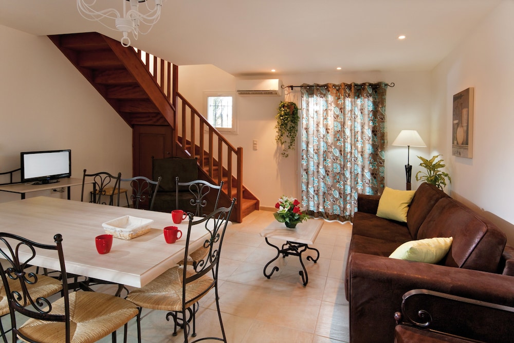 Residence Lagrange Vacances L Oustau de Sorgue 34/64