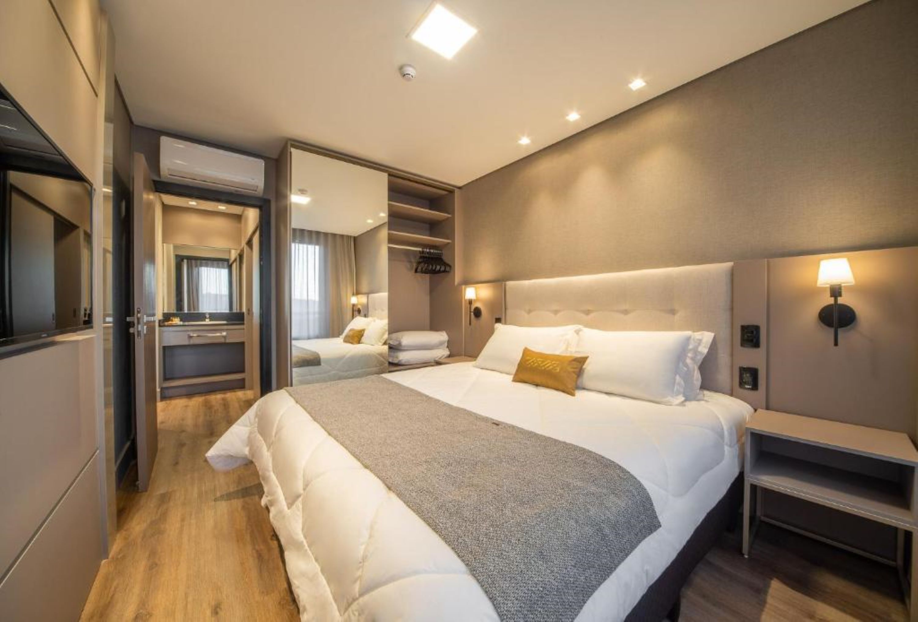 Suite, Valley View