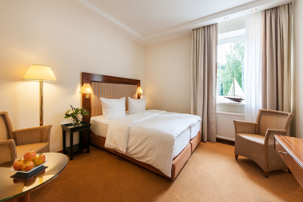 Ringhotel Birke 9/69
