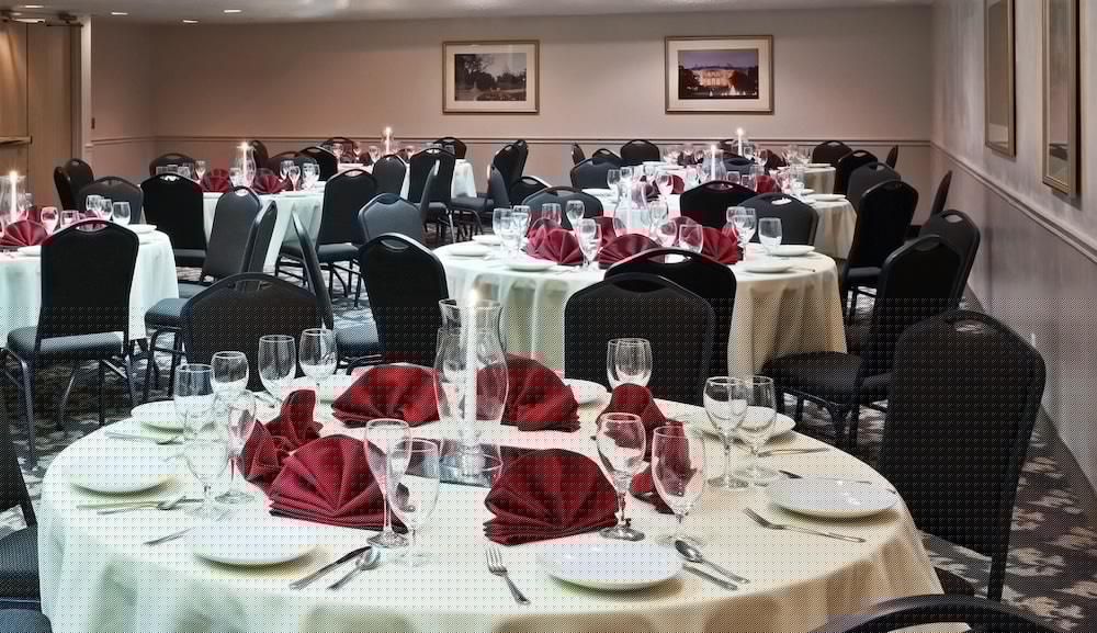 Best Western Premier Rockville Hotel & Suites 30/38
