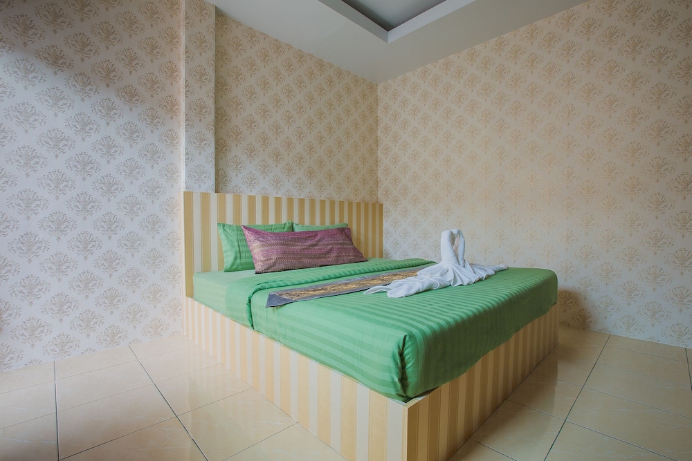 Jasmine House At Pattaya 6/17