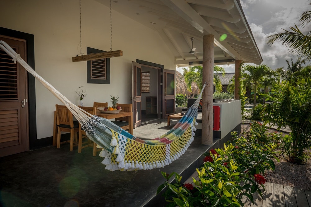 Windhoek Resort Bonaire 43/49