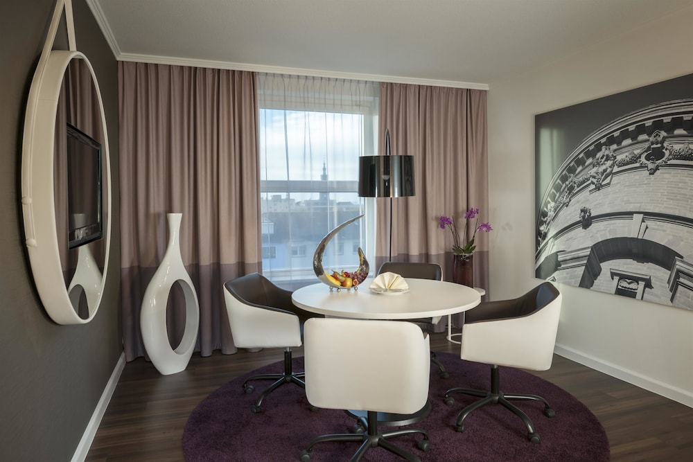 Dorint Kongresshotel Mannheim 47/80