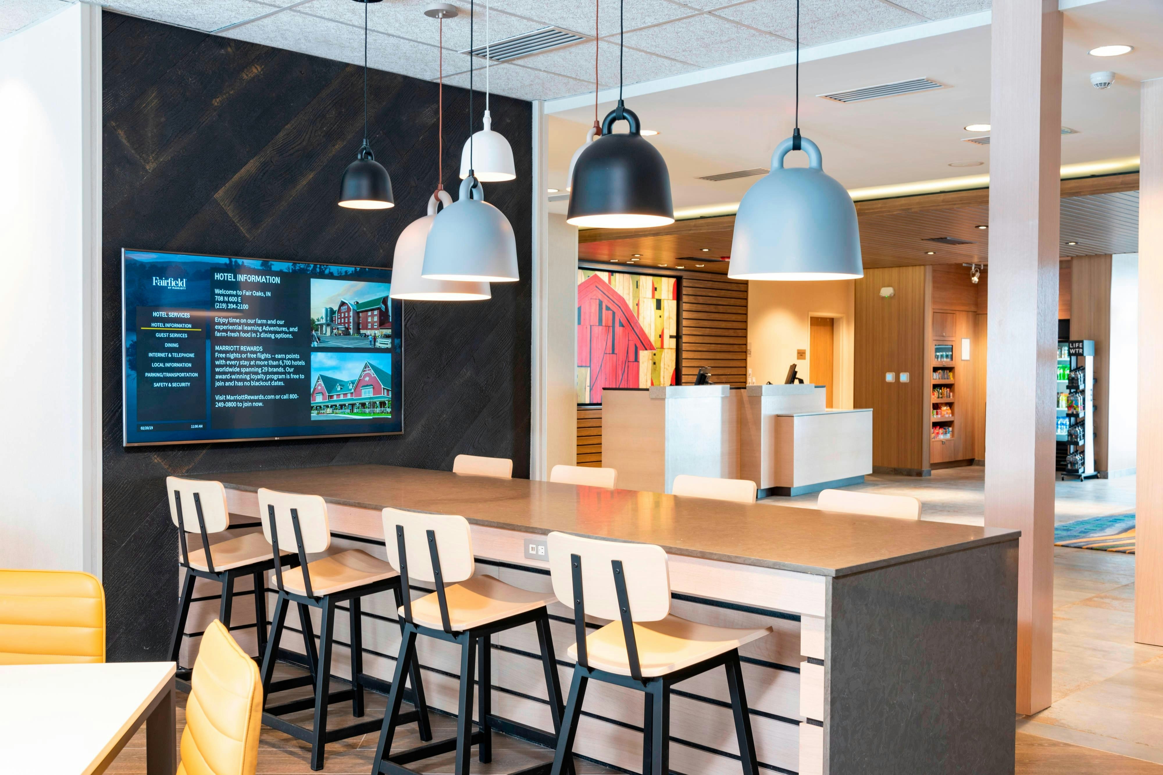 Fairfield Inn And Suites Fair Oaks Farms 44/56