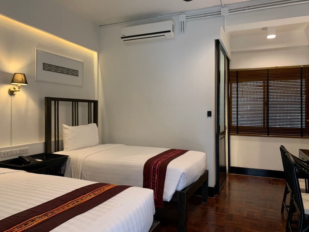غرفة سوبيريور، 99 the Gallery Hotel 2/4