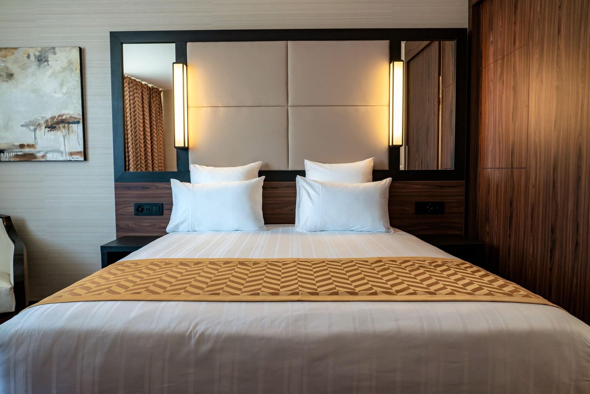 جناح بسرير كوين، Nash Suites Hotel 3/7