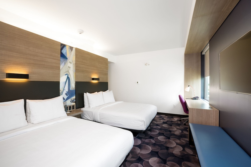 Aloft Austin Airport 15/47