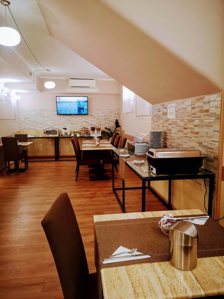 Hotel La Riva 42/63