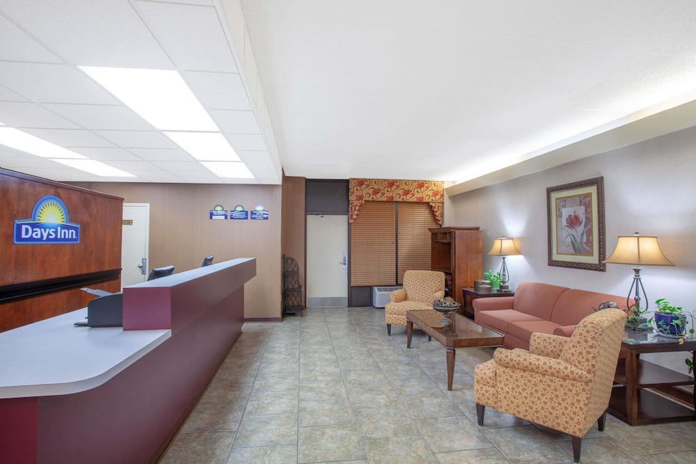 Days Inn By Wyndham Statesboro 10/22