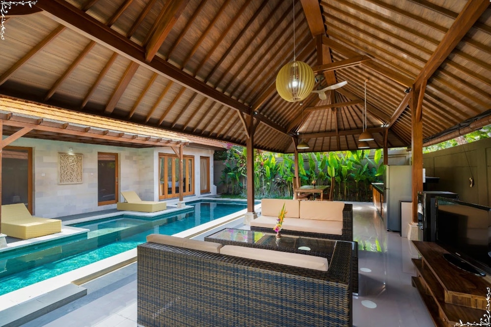 Three Brothers Bungalows & Villas Legian 50/79