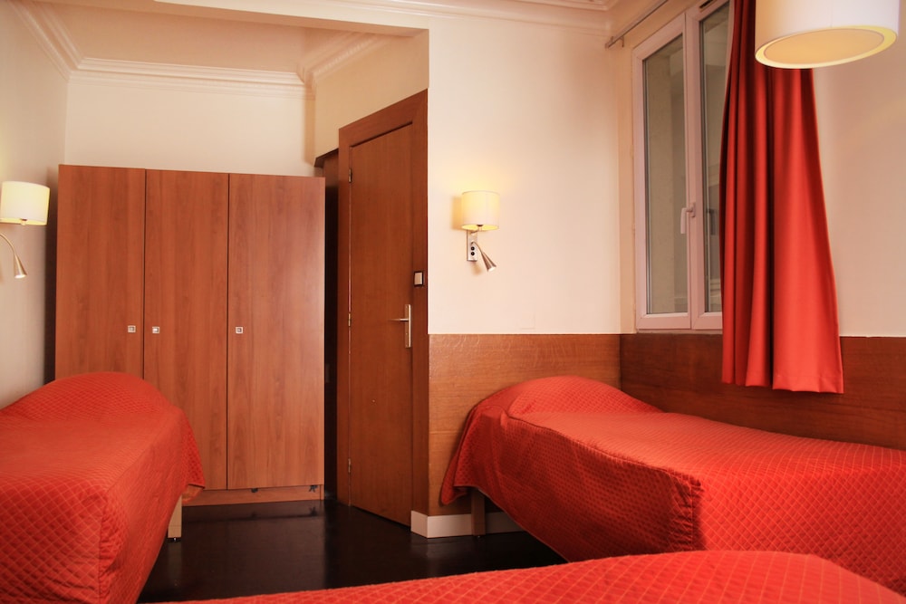 Hotel Marignan 23/67