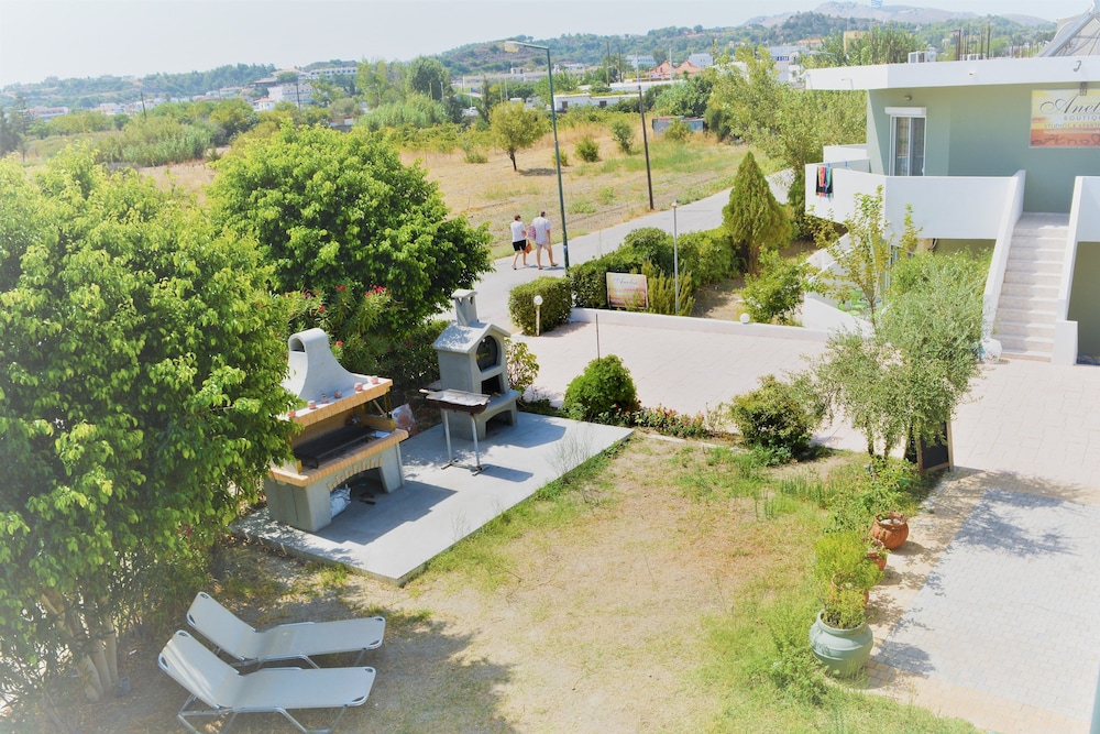 Anelia Boutique Studios And Apartments 42/50