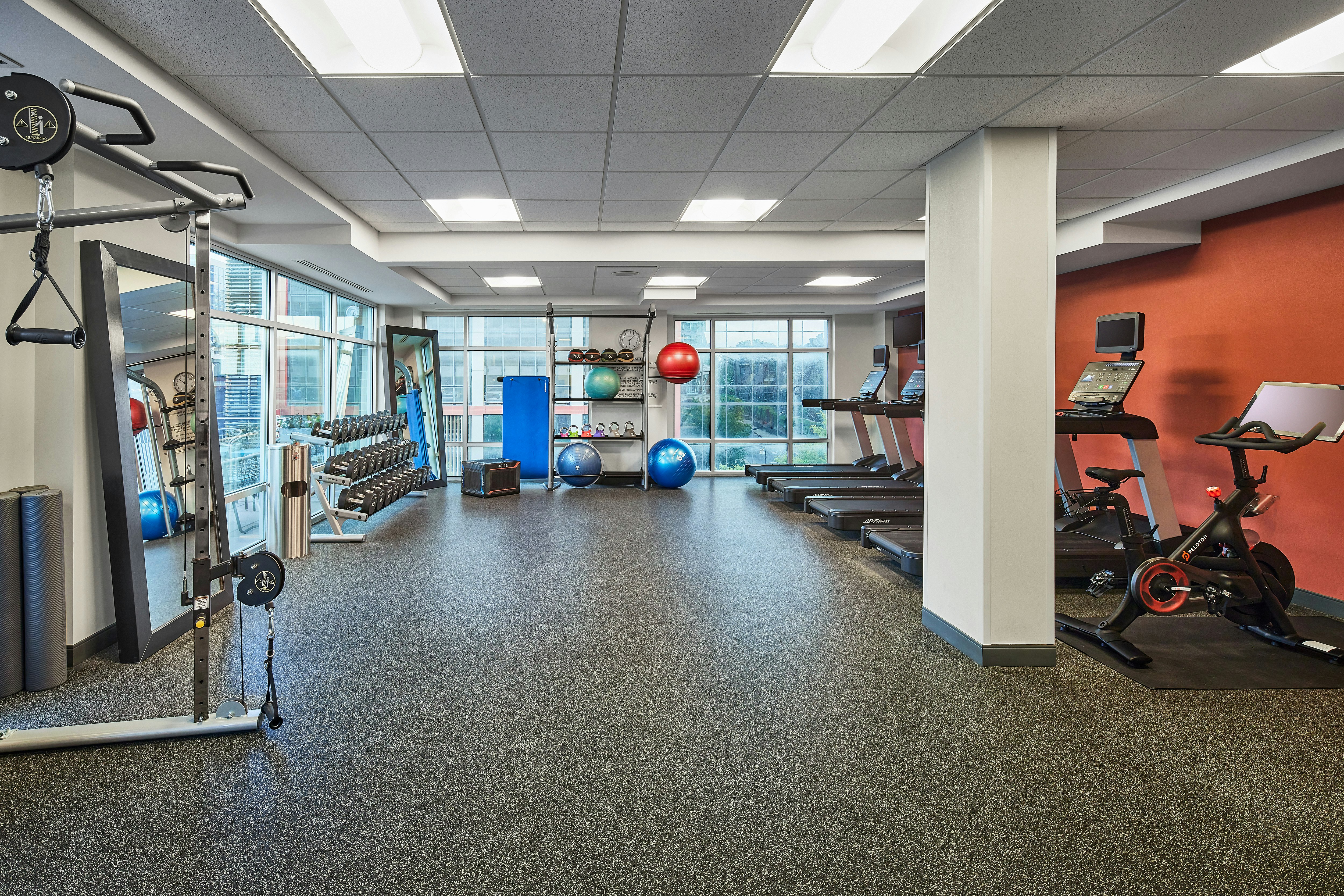 Hilton Garden Inn Nashville Downtown/Convention Center 29/68