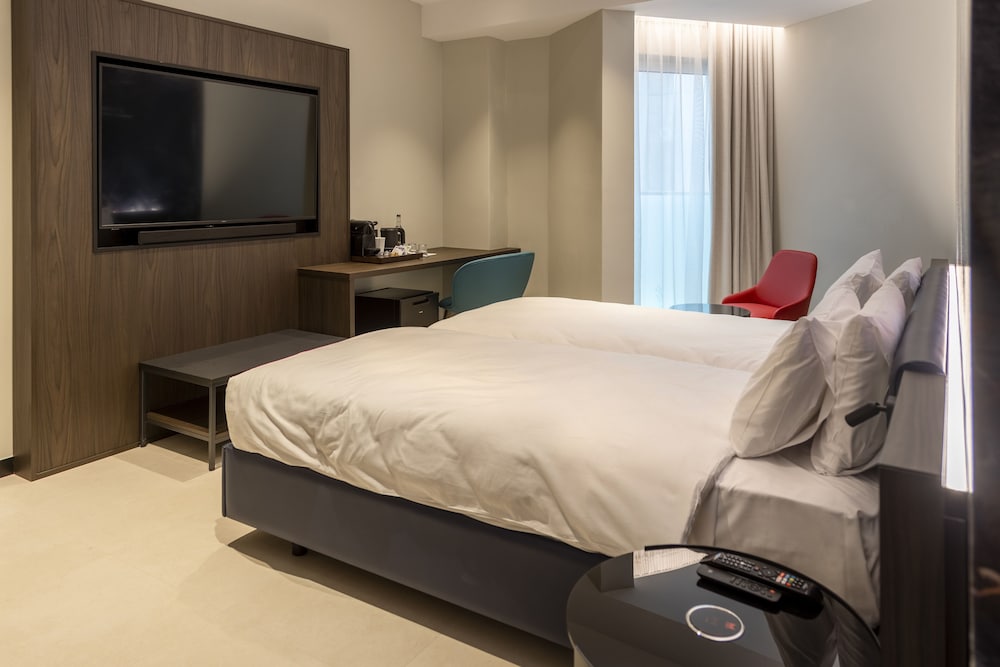 Melior Boutique Hotel 10/24