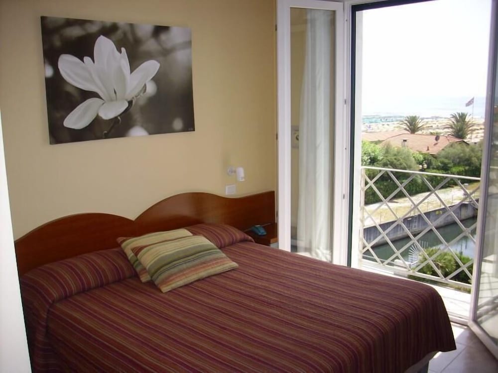 Bencista Hotel 8/46
