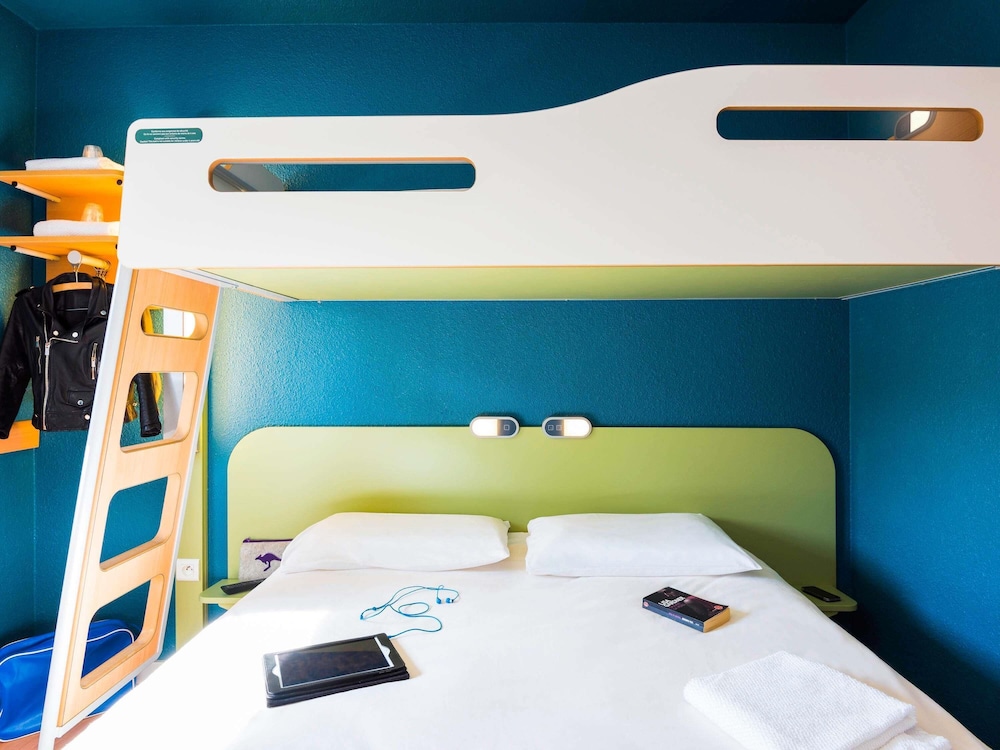 Ibis Budget Rennes Route De Saint Malo 31/59