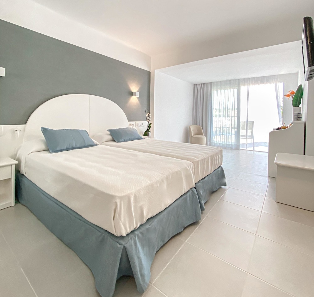Reverence Life Hotel 17/50
