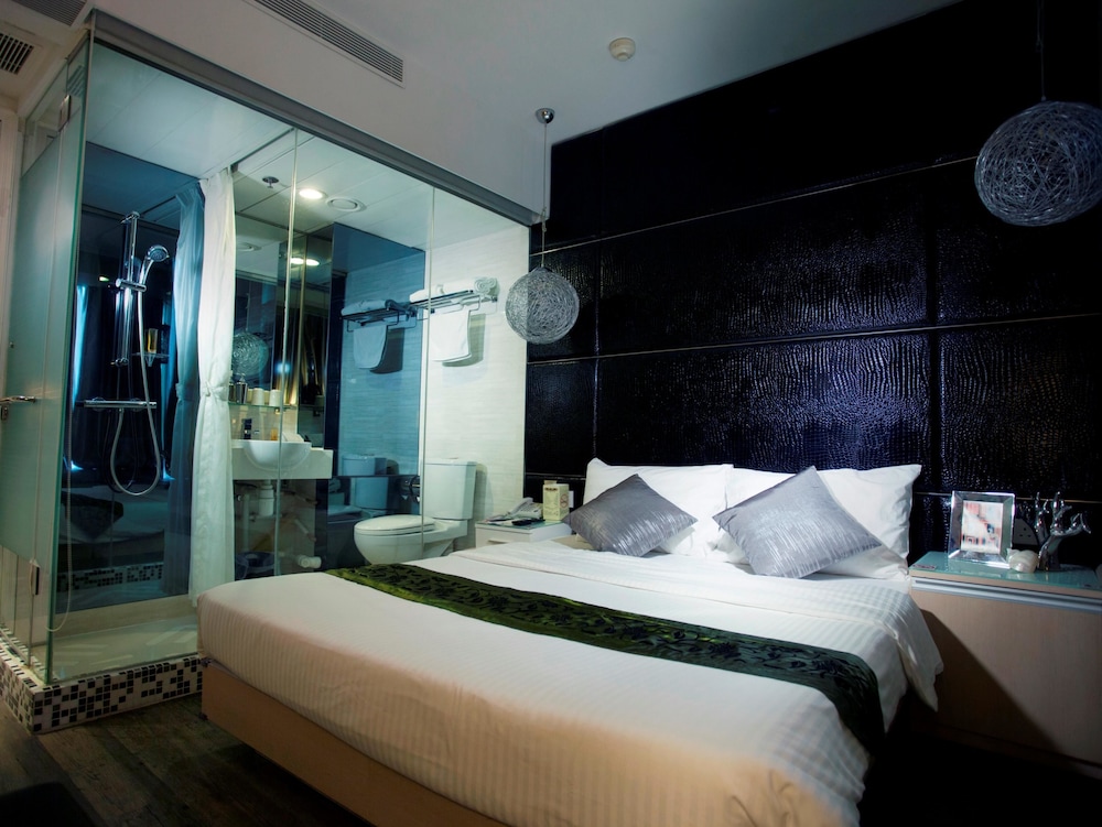M1 Hotel 15/36