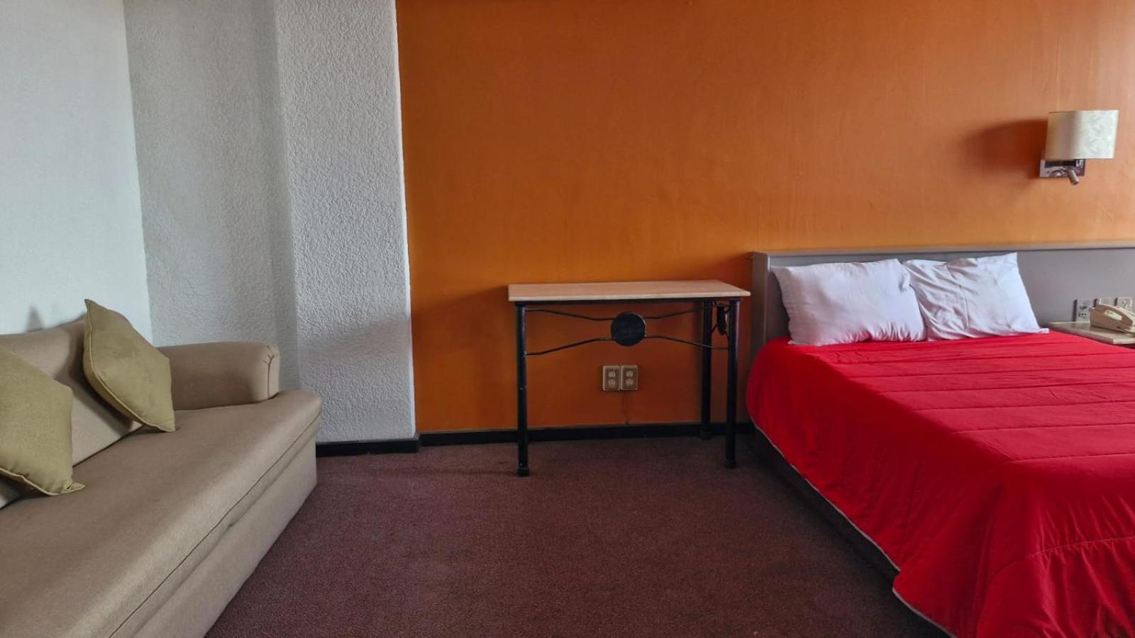 Hotel Parador Del Rio 16/95