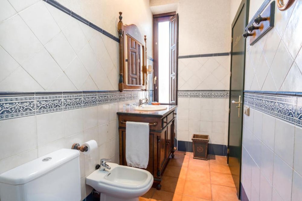 Plaza Nueva Hotel 64/67