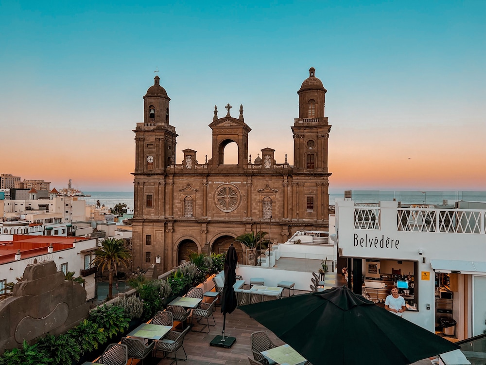 Boutique Hotel Cordial Plaza Mayor de Santa Ana 51/57