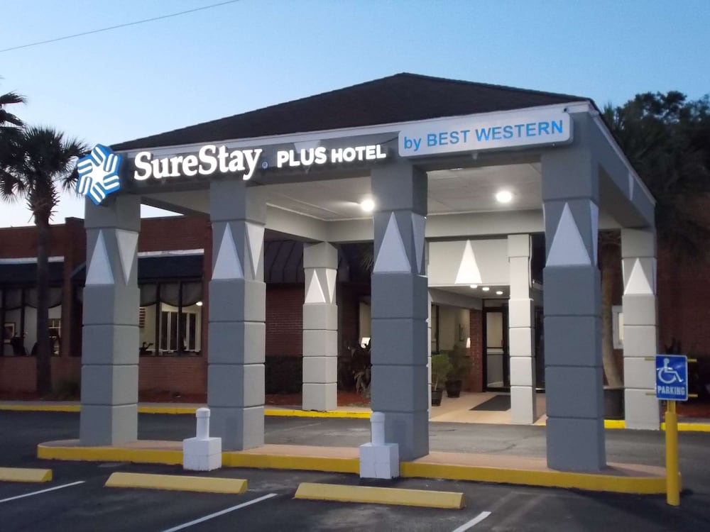 SureStay Plus Hotel by Best Western St Marys Cumberland 1/37