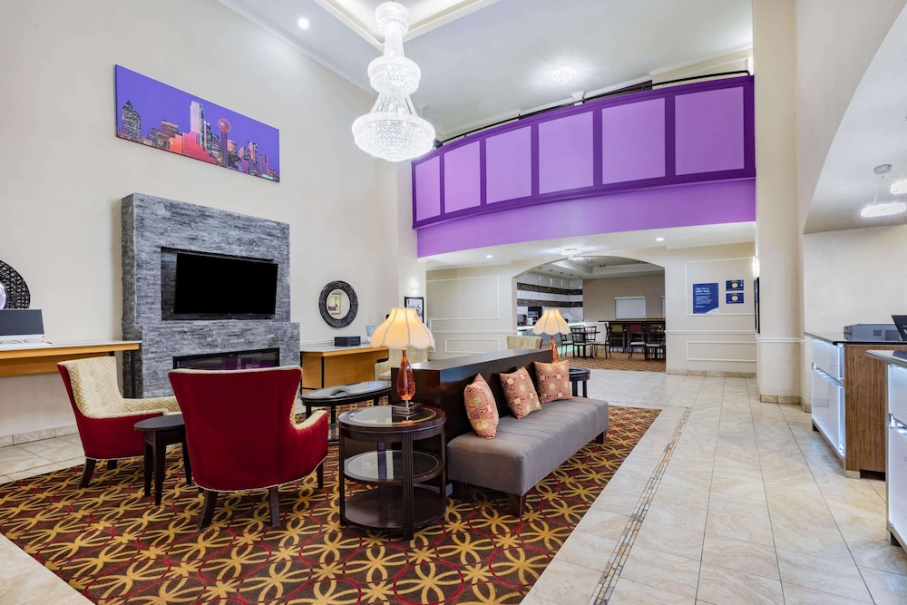 La Quinta Inn & Suites by Wyndham Garland Harbor Point 35/54