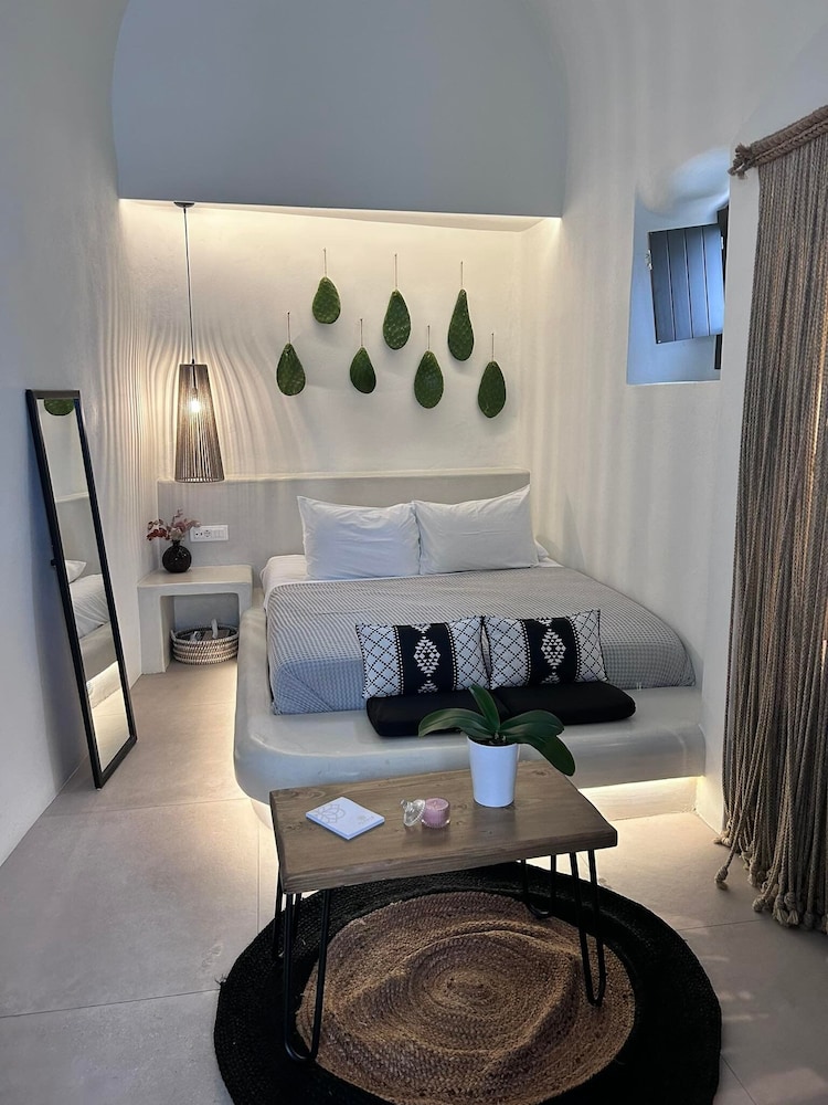 Floria Suites 36/46