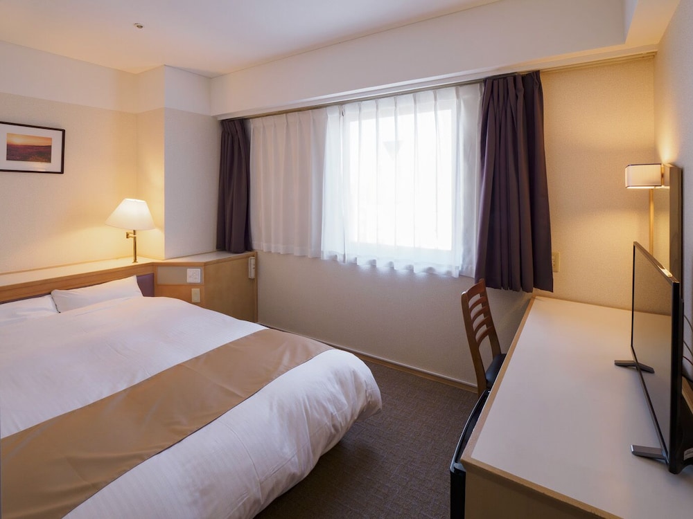Airline Hotel 21/62