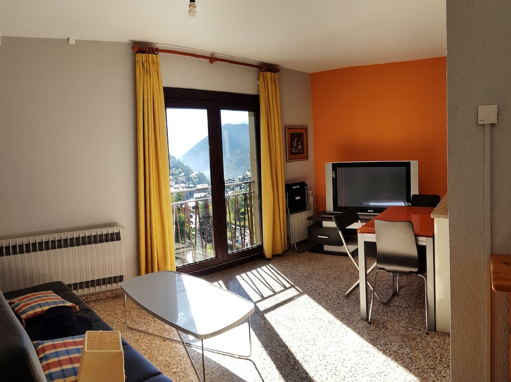 APARTAMENTOS ARINSAL 3000 34/58