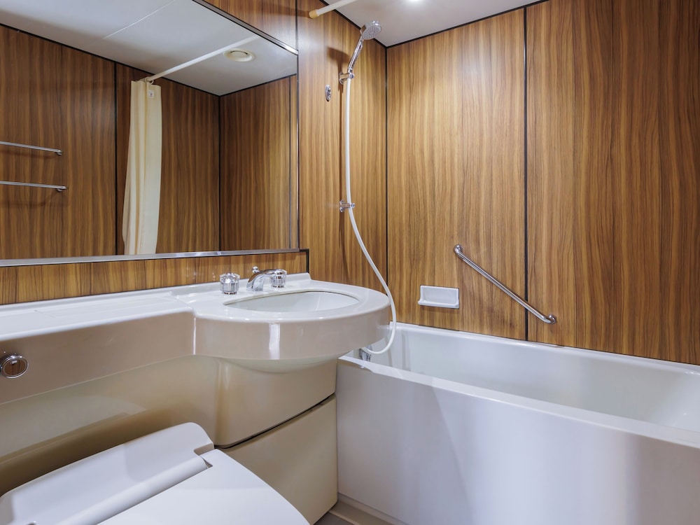 Hotel Altia Toba 62/63