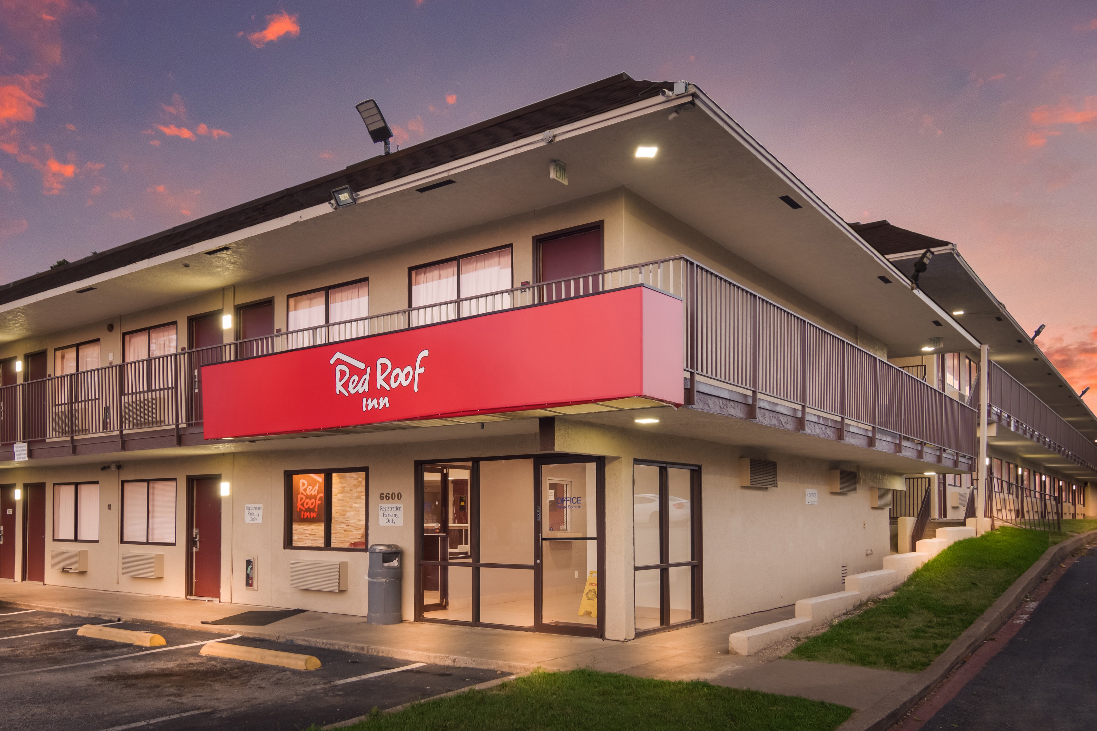 Red Roof Inn Fort Worth south 2/15