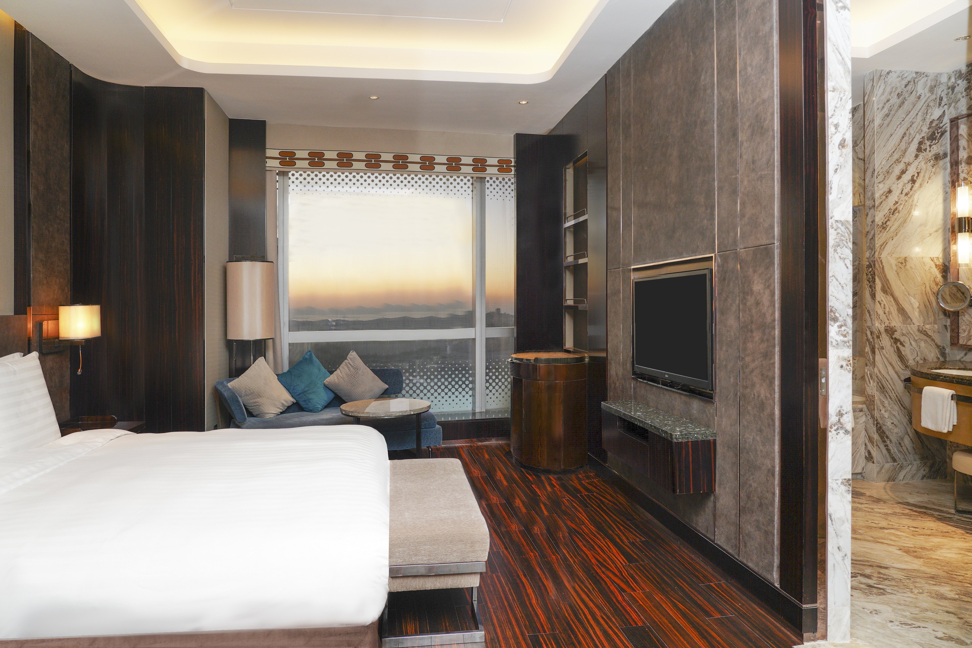 CROWNE PLAZA DALIAN SPORTS CENTER 15/50